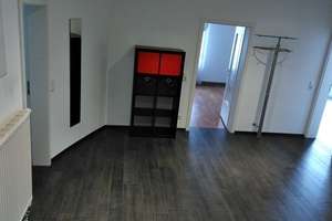 Modernisierte 2-Zi-Wohnung mit Einbauküche in Stuttgart – Die vollständige Adresse der Immobilie erhältst du vom Anbieter., 70372 Veielbrunnen, Stuttgart – Vorschaubild 3