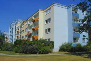Geräumige 3-Zimmer-Wohnung Einziehen und wohlfühlen // 1.OG. li. – Eisenacher Str. 35, 38444 Wolfsburg – Vorschaubild 1