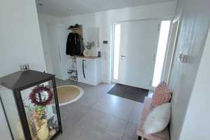 +++Bibertal, 
modernes und 
exklusives EFH, 
ca. 195 m² Wfl., 
Doppelgarage, 
Carport, Pool+++ – Günzburg (Kreis) – Vorschaubild 8