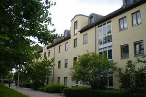 Im grünen Herzen der Stadt schöne 2-Zi.-Wohnung mit gehobener Ausstattung, möbliert und mit Balkon – Bayerwald-Strasse 31-39, 93059 Regensburg – Vorschaubild 12