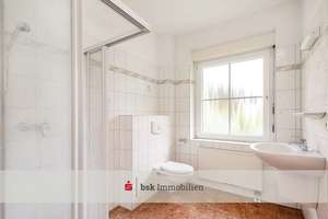 Großzügiges Grundstück mit Einfamilienhaus in Berlin-Mahlsdorf – Die vollständige Adresse der Immobilie erhältst du vom Anbieter., 12623 Mahlsdorf, Berlin – Vorschaubild 6