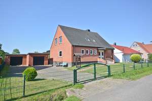 EFH / ZFH mit großem Garten und zwei Garagen in Wiesenrandlage – Die vollständige Adresse der Immobilie erhältst du vom Anbieter., 23560 Moisling, Lübeck – Vorschaubild 2