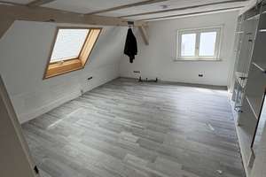 3-Zimmer-Wohnung sehr zentral 