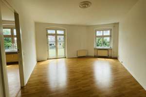 große 2-Zimmerwohnung zum Selbstrenovieren in Adlershof – Wassermannstr. 69, 12489 Adlershof, Berlin – Vorschaubild 4