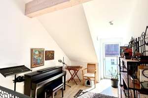 Modernes Reihenendhaus mit Photovoltaik, hochwertiger Ausstattung und sonnigem Garten in Schwandorf! – Die vollständige Adresse der Immobilie erhältst du vom Anbieter., 92421 Schwandorf – Vorschaubild 12