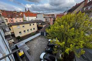 Kernsarnierte 2-Zimmer-Wohnung, teilmöbliert, gehobener Innenausstattung mit Balkon, EBK in Würzburg – Obere Johannitergasse 2, 97076 Würzburg – Vorschaubild 10