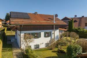 Charmantes Landhaus mit Alpenflair, großzügigem Garten und nachhaltiger Ausstattung – Die vollständige Adresse der Immobilie erhältst du vom Anbieter., 94518 Spiegelau – Vorschaubild 4
