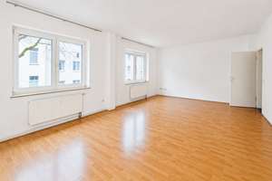 Ideal aufgeteilte Altbau-Wohnung mit 2 Bädern und Balkon – Die vollständige Adresse der Immobilie erhältst du vom Anbieter., 40227 Oberbilk, Düsseldorf – Vorschaubild 2