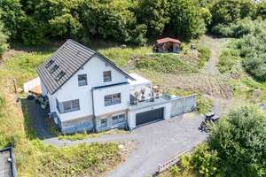 Stilvoll leben in Sundern – modernes Traumhaus mit Garten & Wohlfühlfaktor – Die vollständige Adresse der Immobilie erhältst du vom Anbieter., 59846 Sundern (Sauerland) – Vorschaubild 34