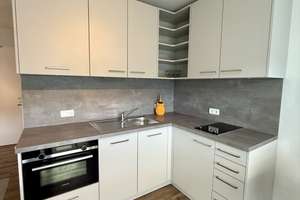 Hochwertig möbliertes Neubau-Terrassen-Apartment mit TG-Einzelstellplatz inkl. E-Ladestation – Schleißheimer Straße 433, 80935 Lerchenau-Ost, München – Vorschaubild 2