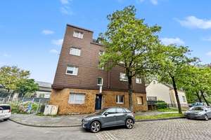 8-Familienhaus – leerstehend und flexibel nutzbar in Duisburg-Beeck – Die vollständige Adresse der Immobilie erhältst du vom Anbieter., 47139 Beeck, Duisburg – Vorschaubild 2