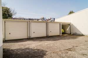 Bezugsfreie Dachgeschosswohnung mit Garage in südlicher Vorstadt – Die vollständige Adresse der Immobilie erhältst du vom Anbieter., 56068 Süd, Koblenz – Vorschaubild 9