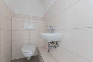 Großzügige Dachgeschosswohnung in Bestlage | Loggia | Separate Küche | Tageslichtbad mit Wanne – Löhrstraße 15, 4105 Zentrum-Nord, Leipzig – Vorschaubild 14
