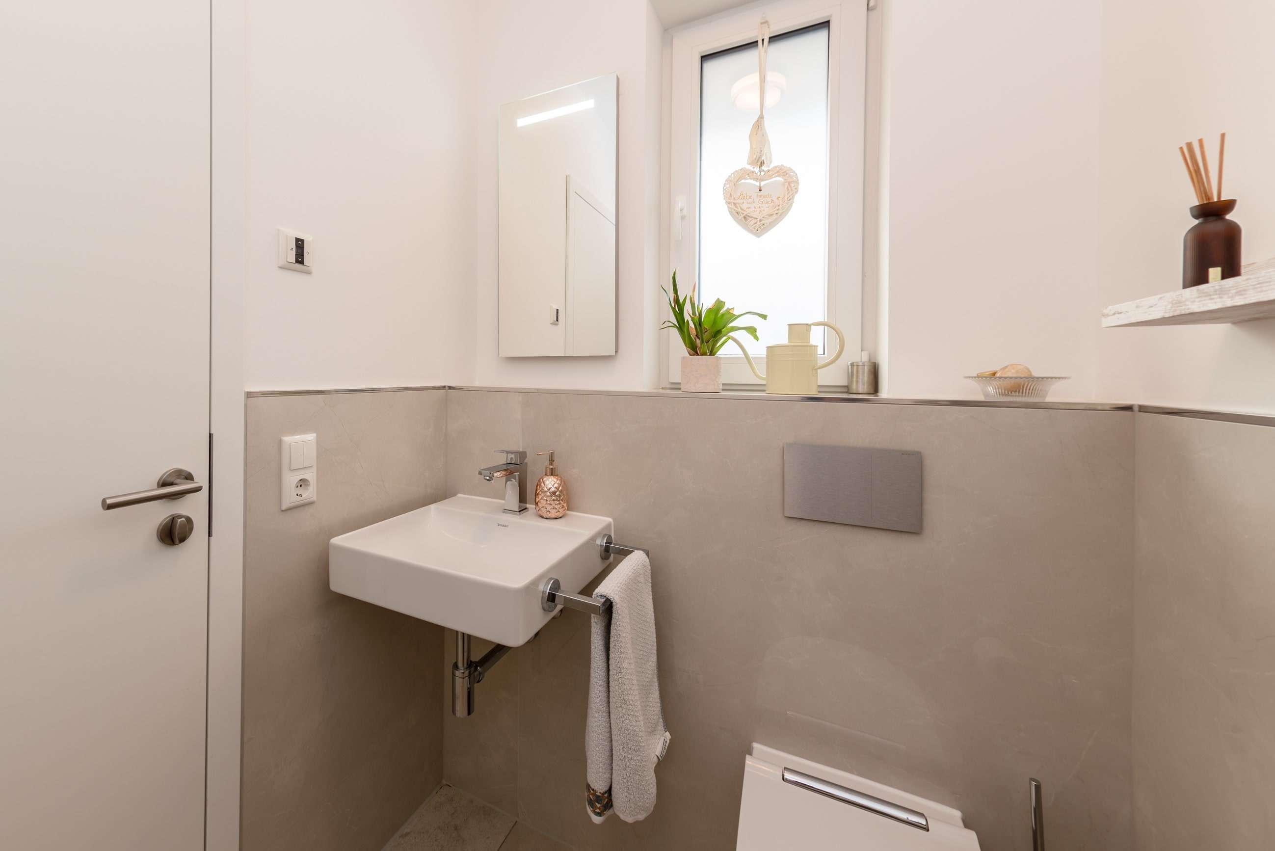 Immobilie in Braunweiler - Exklusive DHH mit hochwertiger Ausstattung und Dachterrasse mit Naturblick! - Bild 0