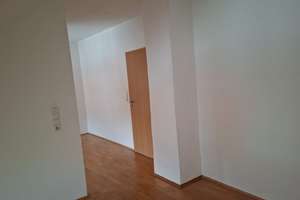 Alltagstaugliche 2,5-Zimmer-Wohnung in saniertem Zustand in Bochum – Elisabethstrasse 41, 44866 Wattenscheid-Mitte, Bochum – Vorschaubild 2