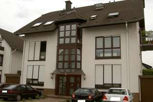 Schöne 1 ZKB Dachgeschosswohnung in MZ-Laubenheim