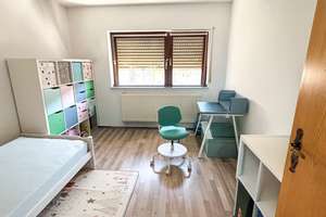 Vielseitiges Zweifamilienhaus mit Garage & Doppelgarage in ruhiger Lage von Weisel – Die vollständige Adresse der Immobilie erhältst du vom Anbieter., 56348 Weisel – Vorschaubild 10