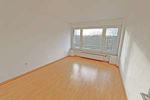 Helle 2-Zimmerwohnung mit Balkon im Zentrum von Duisburg - mit Einbauküche! – Poststraße 36, 47051 Altstadt, Duisburg – Vorschaubild 5