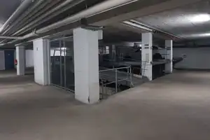 ***GEMÜTLICHE WOHNUNG MIT BALKON IM GEPFLEGTEM MFH-AUFZUG-TIEFGARAGENSTELLPLATZ*** – Philippstr. 8, 9130 Chemnitz – Vorschaubild 13