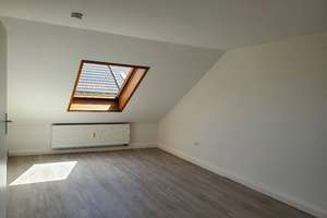 Großz. 3-Zi.-Whg. plus Mansardenzimmer mit eigenem WC – Waldthausenstr. 46, 45127 Ostviertel, Essen – Vorschaubild 8