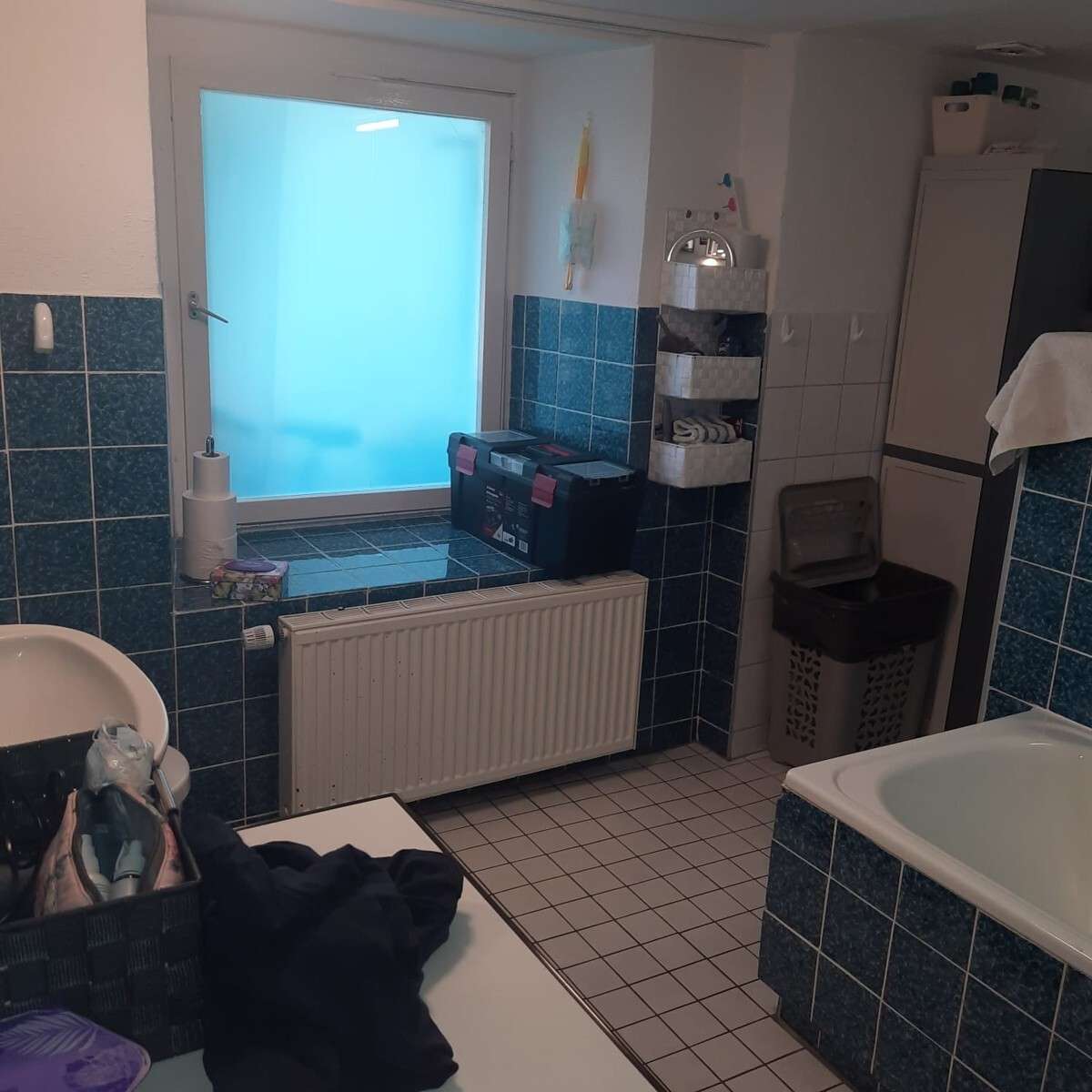 Immobilie in Wutöschingen - Wutöschingen /Degernau - Zweifamilienhaus mit Ausbaupotenzial! - Bild 1