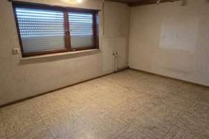 Charmanter Bungalow mit großem Garten und Potenzial - von Privat – Die vollständige Adresse der Immobilie erhältst du vom Anbieter., 66851 Hauptstuhl – Vorschaubild 17