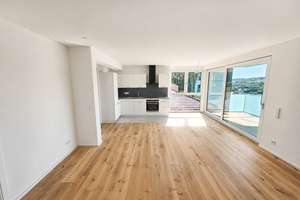 Neubau  4 Zimmer- Traumwohnung inkl. EBK u. Stellplatz