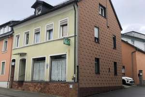 Keine Käuferprovision - Zweifamilienhaus in Gefrees - Zwangsversteigerung – Die vollständige Adresse der Immobilie erhältst du vom Anbieter., 95482 Gefrees – Vorschaubild 2