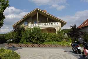 Stadtnahes Zweifamilien-Landhaus Nähe Kliniken/Uni Marburg/ Lahnberge – Marburg-Biedenkopf (Kreis) – Vorschaubild 2