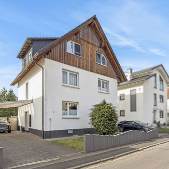 Charmante Dachgeschosswohnung in ruhiger Lage – Kapitalanlage mit Potenzial!