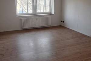 Schöne Altbauwohnung in ruhiger Lage