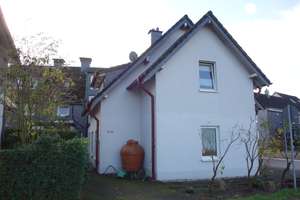 Eine besondere Immobilie - Einfamilienhaus mit 2 Einliegerwohnungen – Die vollständige Adresse der Immobilie erhältst du vom Anbieter., 42929 Wermelskirchen – Vorschaubild 4