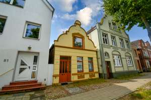 Historisches Altstadthaus mit Einliegerwohnung in Hafennähe – Die vollständige Adresse der Immobilie erhältst du vom Anbieter., 23570 Travemünde, Lübeck – Vorschaubild 2