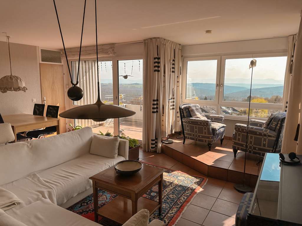 Immobilie in Baltmannsweiler - Über den Dächern wohnen - 3 Zi. ETW mit Panorama-Blick zur Schwäbischen Alb - Bild 3