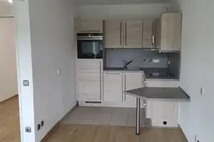 Stilvolle 2-Zi-Wohnung mit gehobener Innenausstattung, 2 Balkonen und neuer EBK (Siemens) – Aachen – Vorschaubild 7