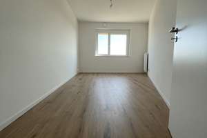 Lichtdurchflutete 3-Zimmer Wohnung mit großer Loggia – Kattenbrookstrift 173, 30539 Bemerode, Hannover – Vorschaubild 8
