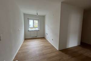 Stuttgart-Untertürkheim - 4-Zimmer-Wohnung mit Balkon – Mäulenstr. 13, 70327 Untertürkheim (Ortsteil), Stuttgart – Vorschaubild 5