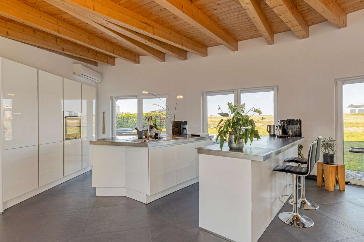 Immobilie in Neunkhausen - von RTI: Architektur mit Haltung – Wohnen und Arbeiten in vollendeter Balance - Bild 1