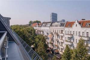 ERSTBEZUG - TOP-LAGE F'Hain | AUFDACHTERRASSE + LOGGIA | EBK | OFFENES STUDIO-APT. | MÖBLIERT | LIFT – Die vollständige Adresse der Immobilie erhältst du vom Anbieter., 10245 Friedrichshain, Berlin – Vorschaubild 9