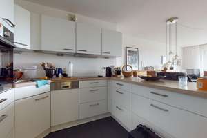 Attraktive 2-Zimmer-Wohnung mit Balkon, Weitblick und Tiefgaragenstellplatz im nördlichen Ringgebiet – Die vollständige Adresse der Immobilie erhältst du vom Anbieter., 38114 Westliches Ringgebiet, Braunschweig – Vorschaubild 3