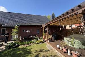 Großzügiges Familienglück: Gepflegtes Raumwunder mit Einliegerwohnung auf 1.900 m² Naturgrundstück – Ludwigslust Straße 25, 19288 Lüblow – Vorschaubild 3
