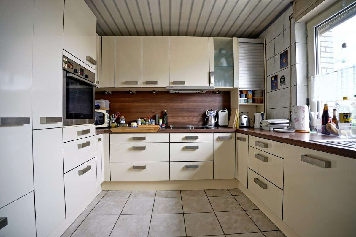 Immobilie in Bröckel - Provisionsfrei: Einfamilienhaus mit viel Platz für die Familie und Schwimmbad plus Solaranlage - Bild 1