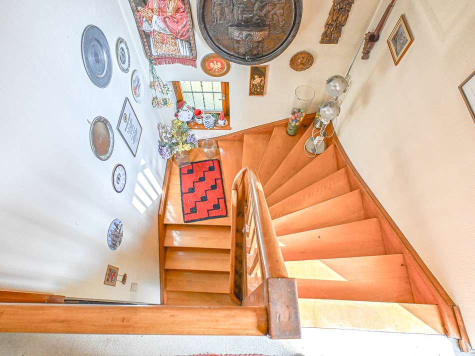 Treppenhaus ins Dachgeschoss