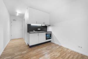 Unmöbliertes Studio mit EBK in Lichtenberg   – Löwenberger Straße 1, 10315 Friedrichsfelde, Berlin – Vorschaubild 1