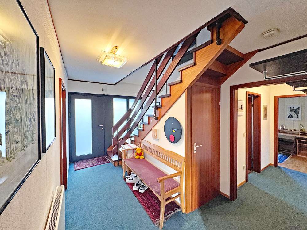 Immobilie in Hamberge - Hamberge: Modernisiertes Einfamilienhaus mit Garage, Wohnkeller und Südgrundstück - Bild 1