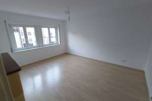 Top gepflegte 4 Zimmer,hell,guter Schnitt,WC&Bad getrennt,Keller,gute Fenster,1a-Lage,EBK-Übernahme – Kissinger Strasse 62, 70372 Seelberg, Stuttgart – Vorschaubild 12