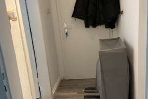 Zentrale 2-Zimmer-Dachgeschosswohnung mit sehr guter Anbindung in Dortmund-Innenstadt-Nord – Arnoldstraße 16, 44147 Hafen, Dortmund – Vorschaubild 4