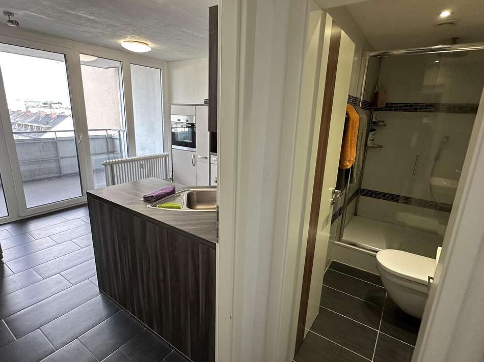 Zugang Küche - Badezimmer