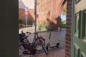 MÖBLIERTES WOHNEN AUF LÜBECKS ALTSTADTINSEL DIREKT AN DER WAKENITZMAUER AM ALTEN STADTTOR – Wakenitzmauer 1, 23552 Innenstadt, Lübeck – Vorschaubild 5