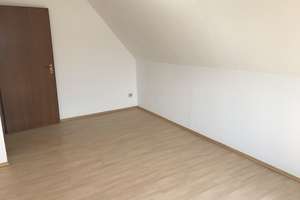 "KEINE KÄUFERPROVISION"
WOHNEN UND ARBEITEN
EFH mit Einliegerwohnung und 
Halle in Geldern – Die vollständige Adresse der Immobilie erhältst du vom Anbieter., 47608 Geldern – Vorschaubild 26
